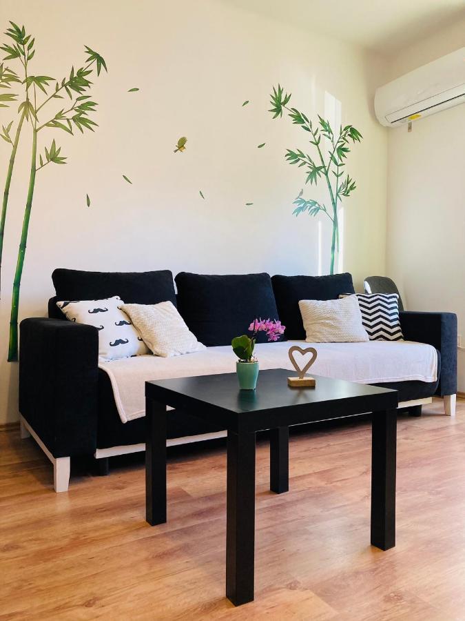 Like Apartman Еґер Екстер'єр фото
