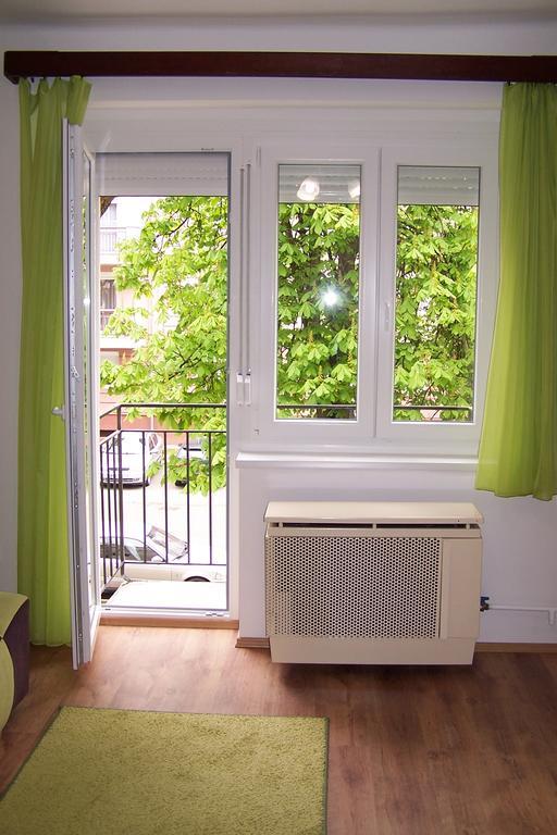 Like Apartman Еґер Екстер'єр фото